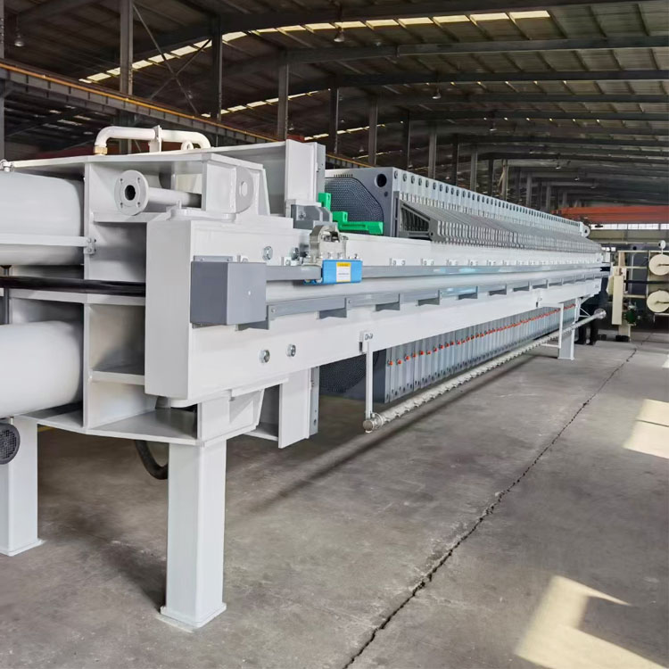 闆框(kuang)壓濾機(jī)