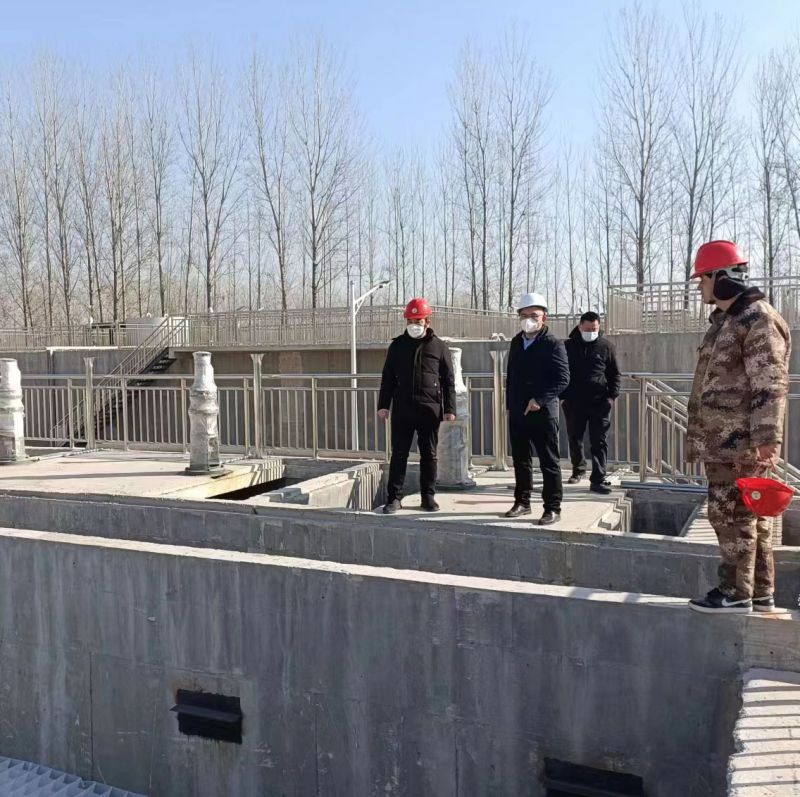 河(he)南萬川環(huán)保董(dong)事長赴濮陽(yang)範(fàn)縣汚水處理廠現(xiàn)場視(shi)詧指(zhi)導(dǎo)工作