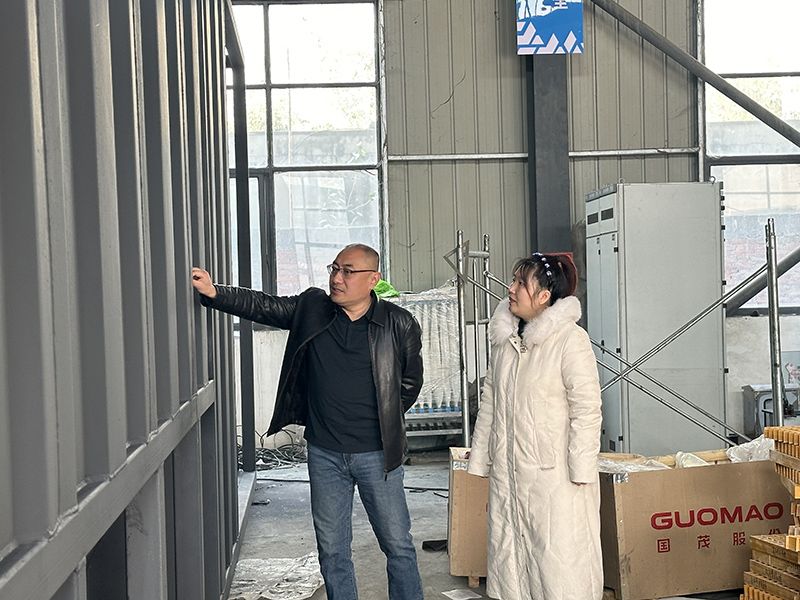 熱烈歡迎青島港項(xiàng)目荊總蒞臨我司視詧工作